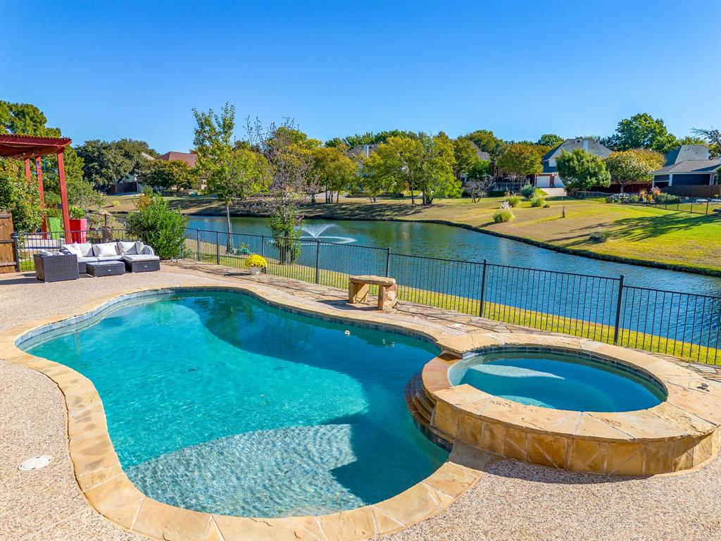 1529 Briar Meadow Drive