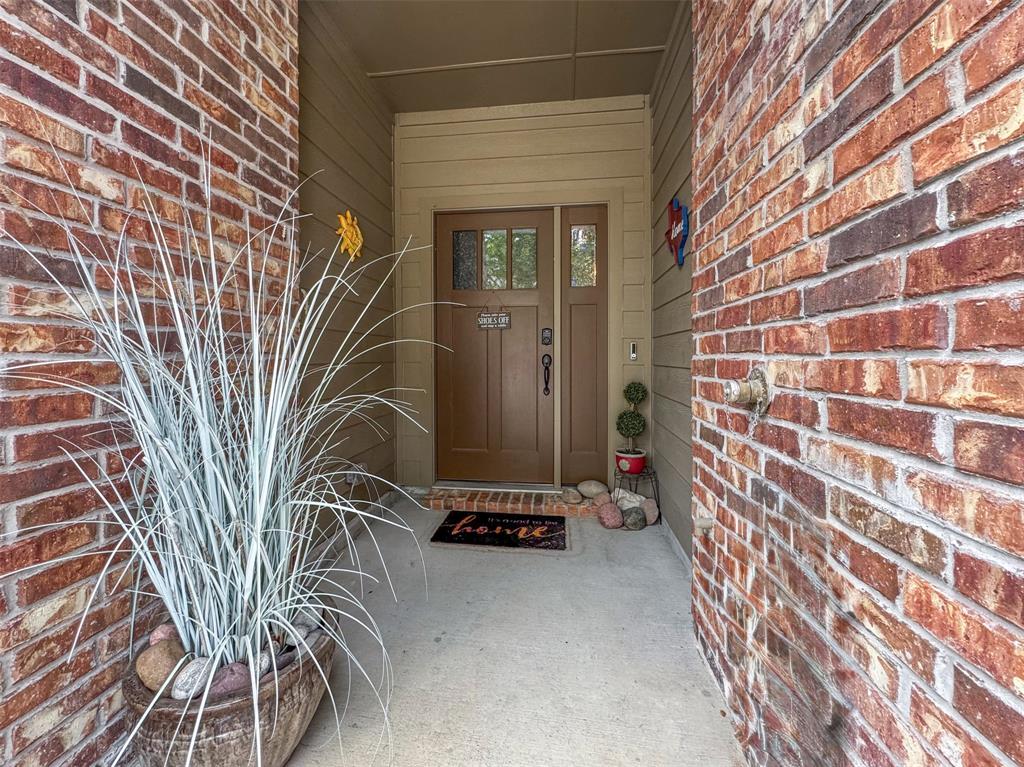 556 Waterloo Drive