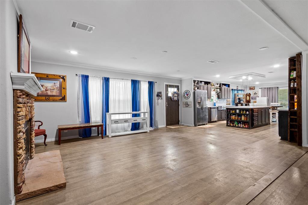 5916 Sky Road