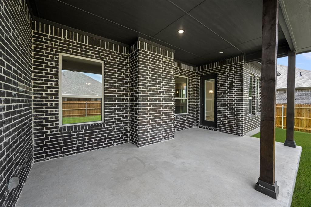 Sheppard's Place - Residential