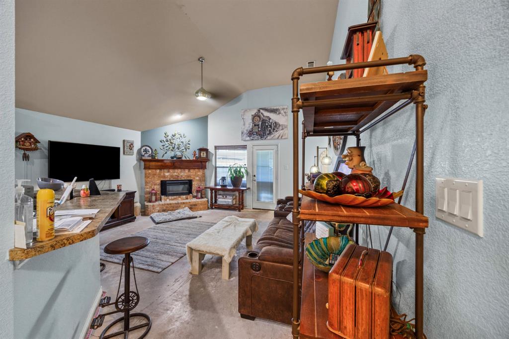 Spring Creek Saginaw - Residential