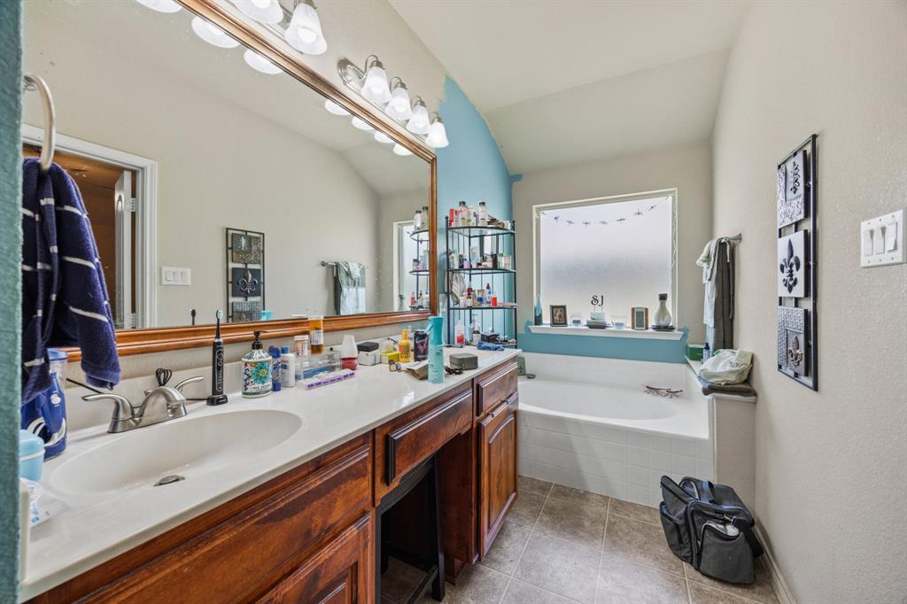 Spring Creek Saginaw - Residential