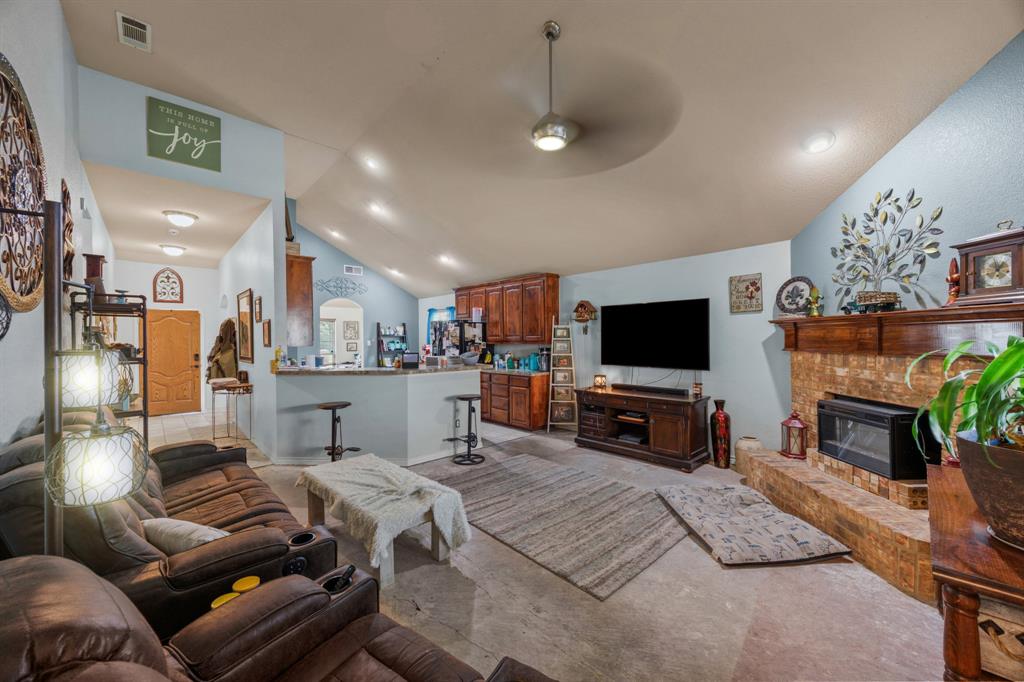 Spring Creek Saginaw - Residential