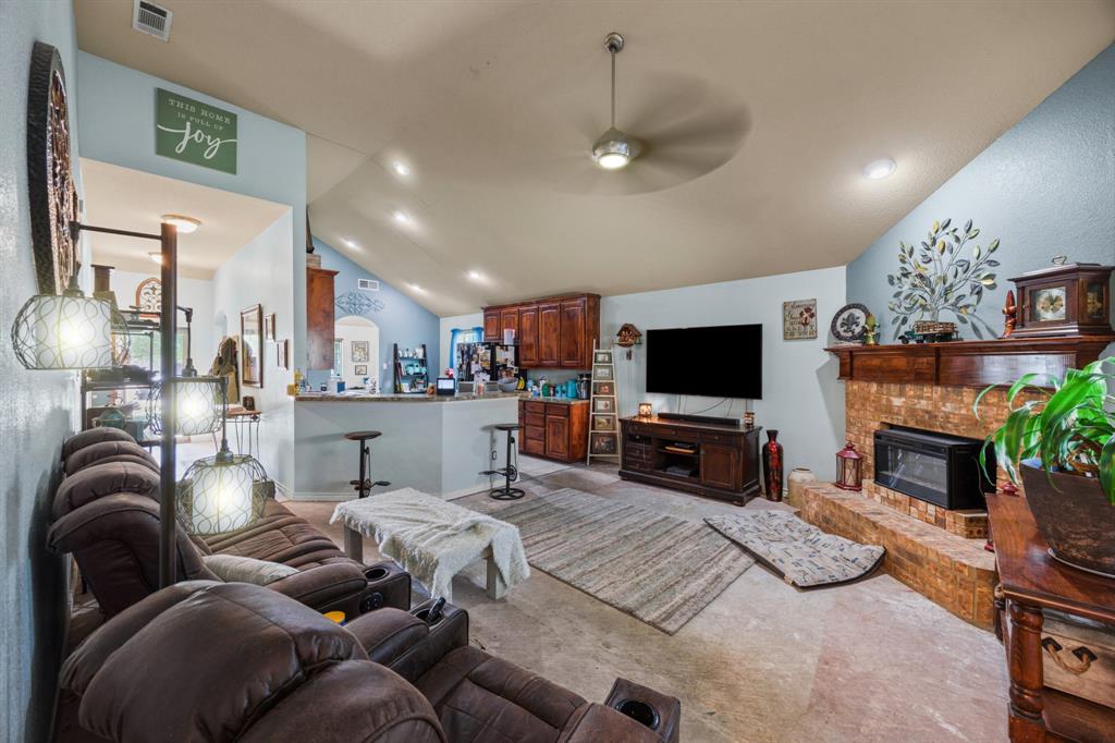 Spring Creek Saginaw - Residential