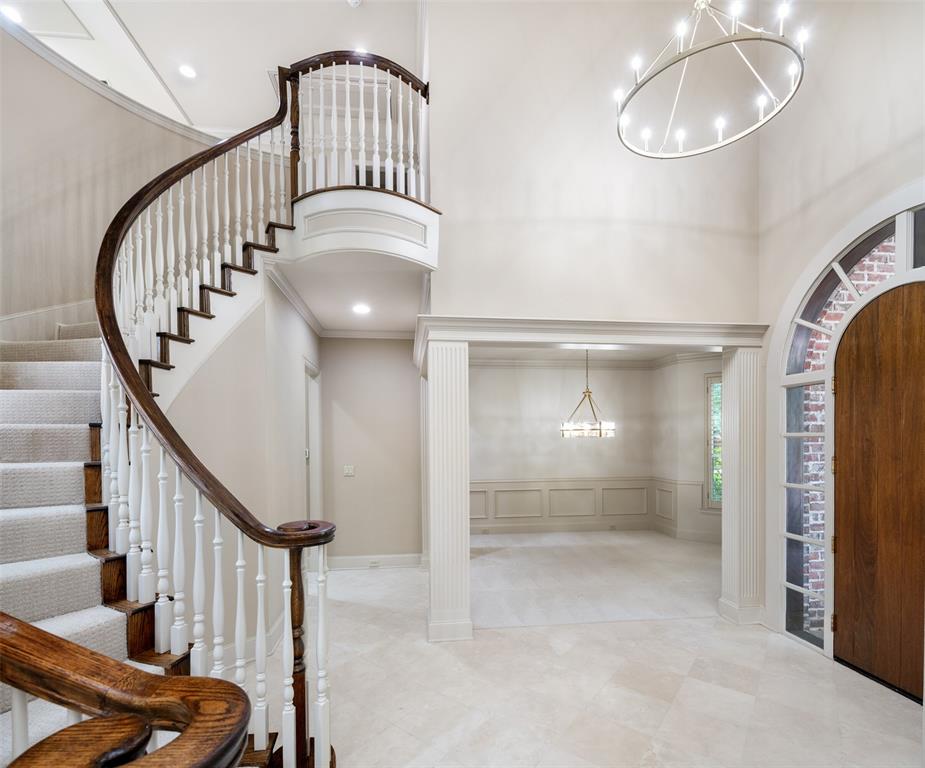 906 Glen Rose Drive