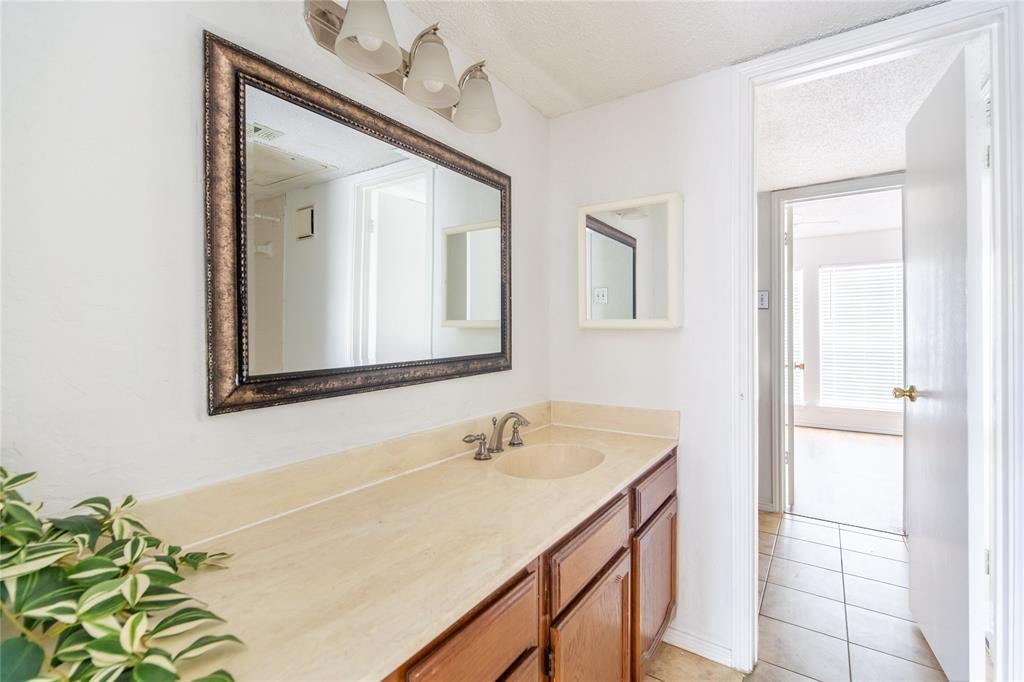 3101 Townbluff Drive 623