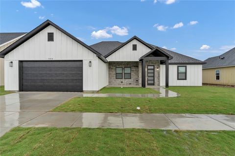 544 Highview Court Godley TX 76044