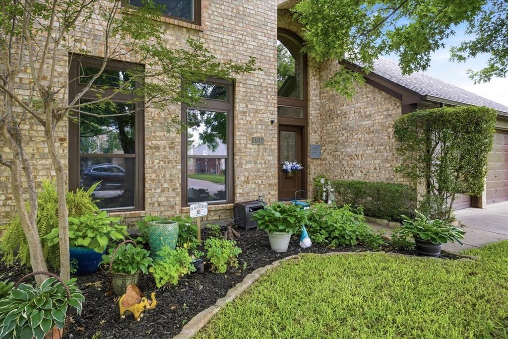 Hulen Bend Estates - Residential