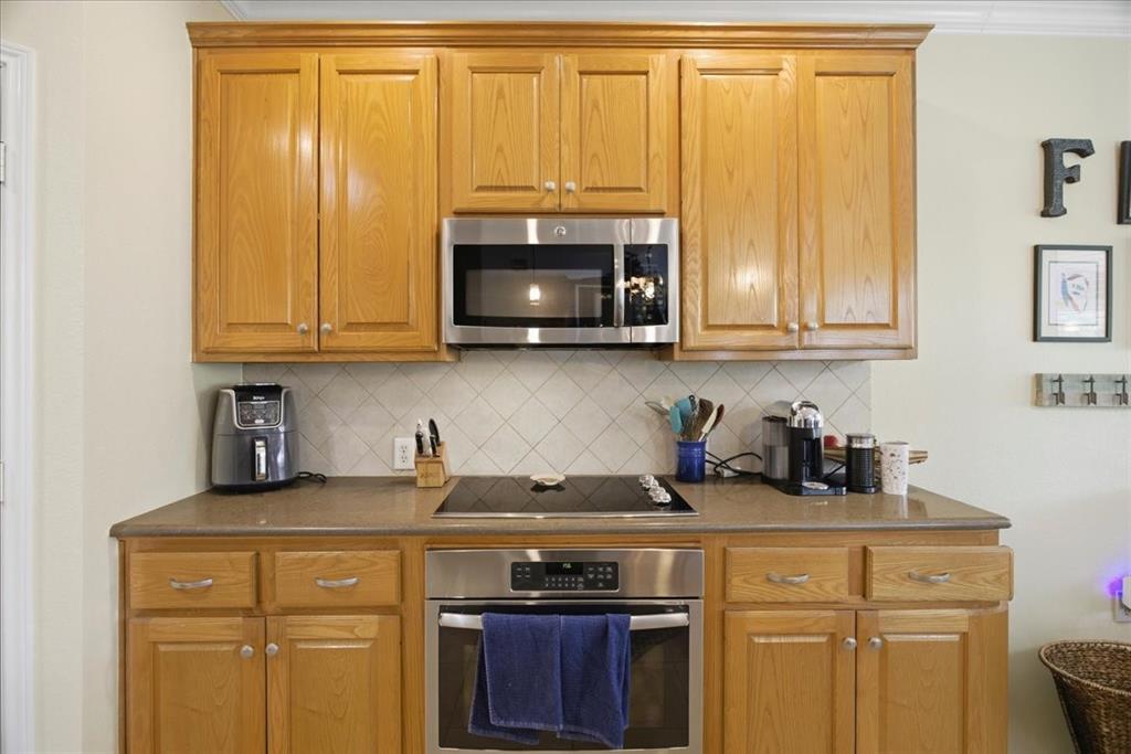 Hulen Bend Estates - Residential