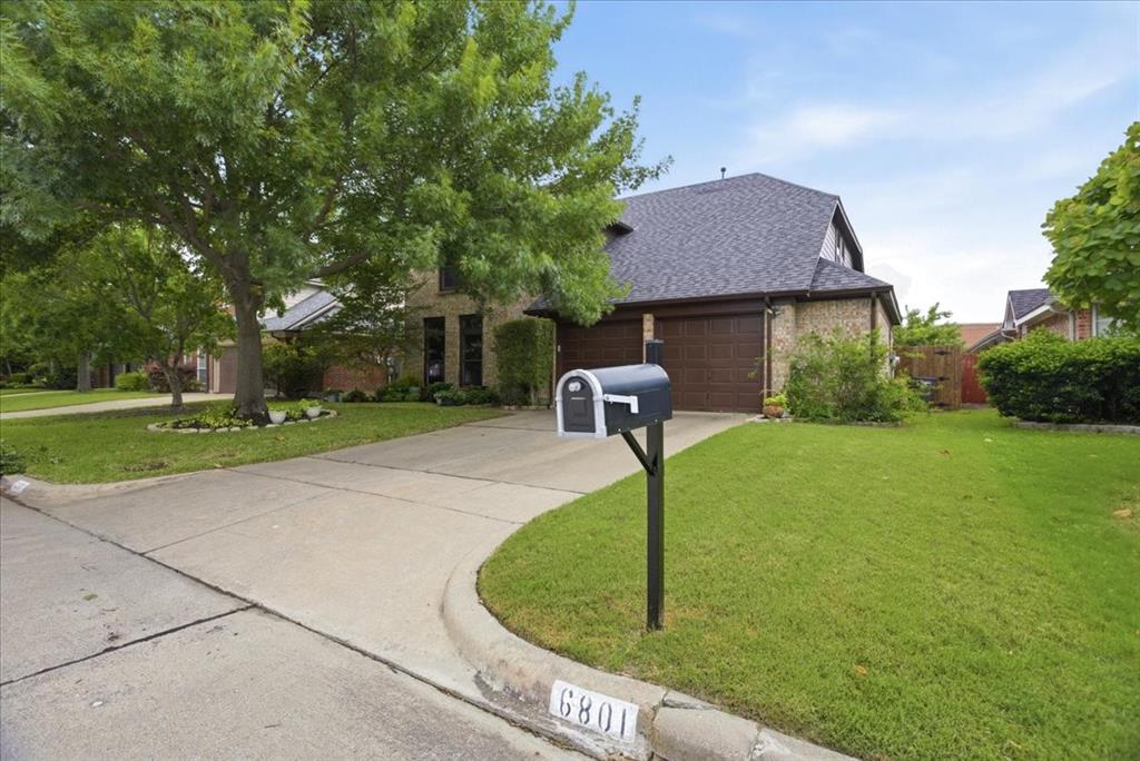 Hulen Bend Estates - Residential