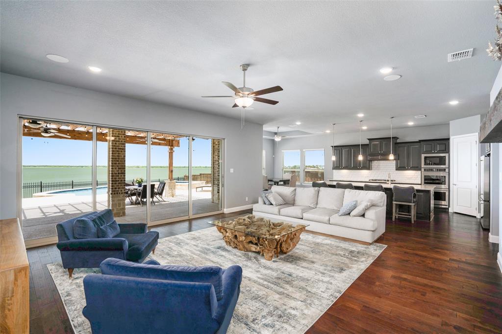 Waterford Point Phas - Residential