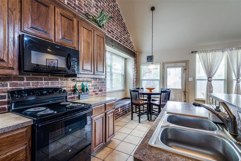 RIDGEVIEW FARMS - Residential