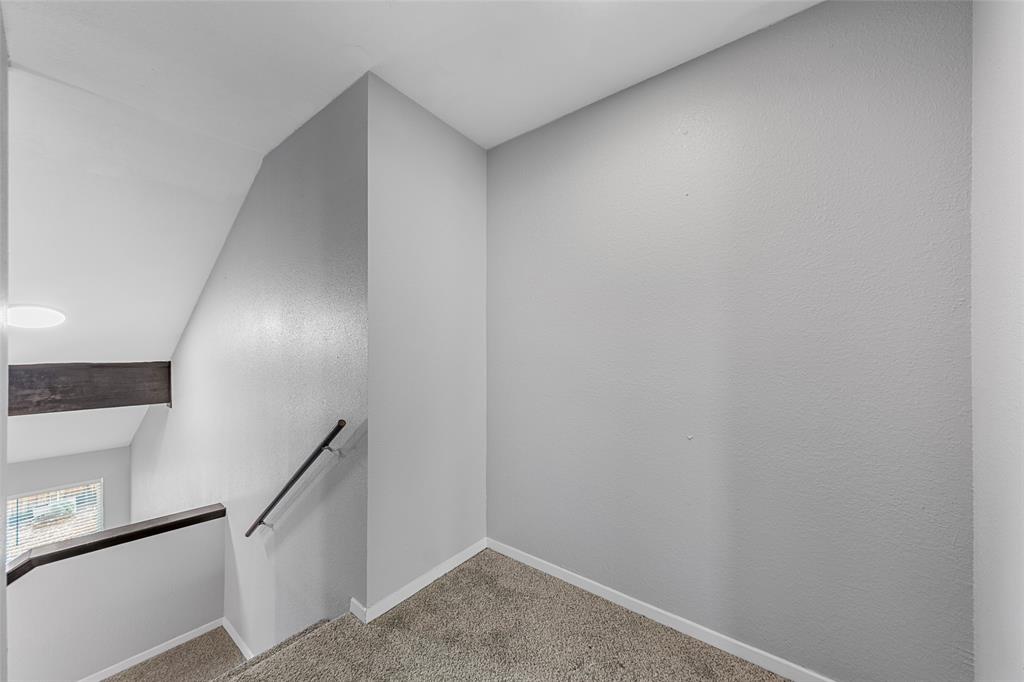 Eastridge 03 Twnhms - Residential Lease