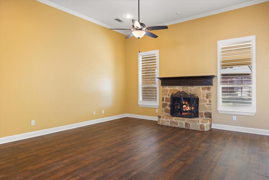 8526 Kingsley Circle