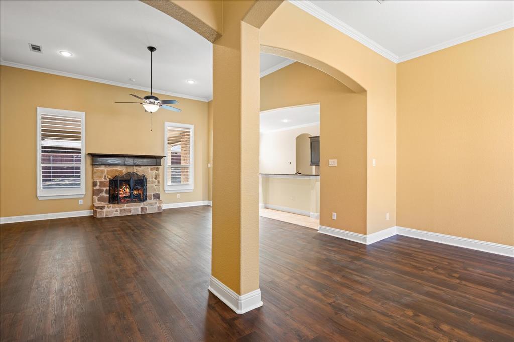 8526 Kingsley Circle