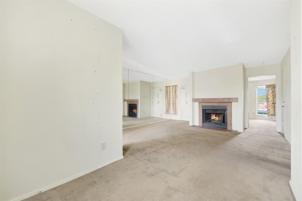 Creekbend Condo Ph 01-06 - Residential