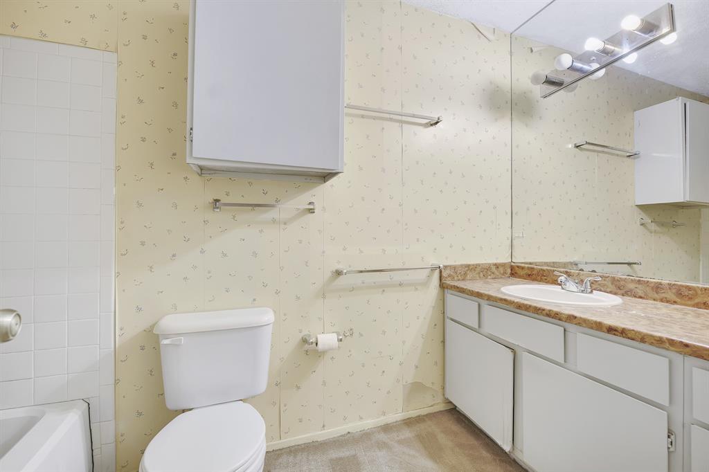 Creekbend Condo Ph 01-06 - Residential