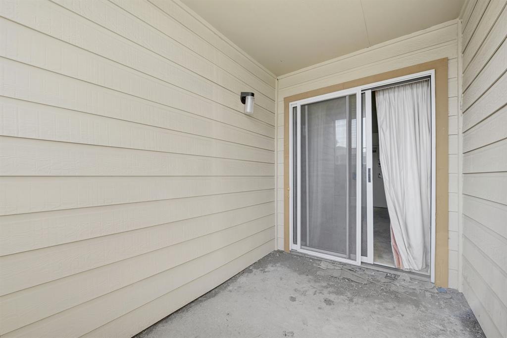 Creekbend Condo Ph 01-06 - Residential