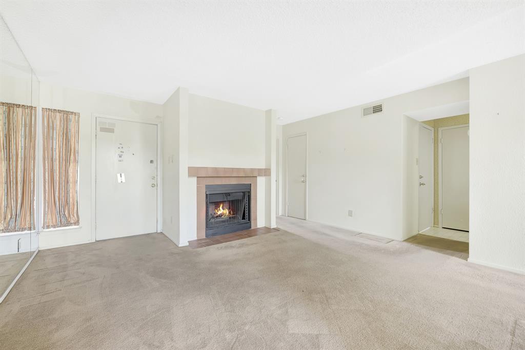 Creekbend Condo Ph 01-06 - Residential