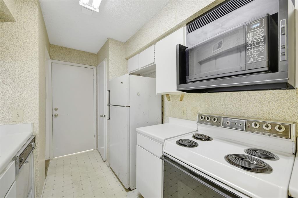 Creekbend Condo Ph 01-06 - Residential