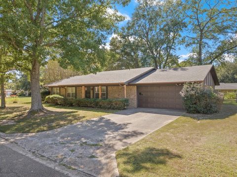 A home in Pittsburg