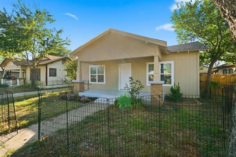 Photo of 1350 Jeanette Street, Abilene, TX 79602 (MLS # 21098490) Photo of 1350 Jeanette Street, Abilene, TX 79602 (MLS # 21098490)