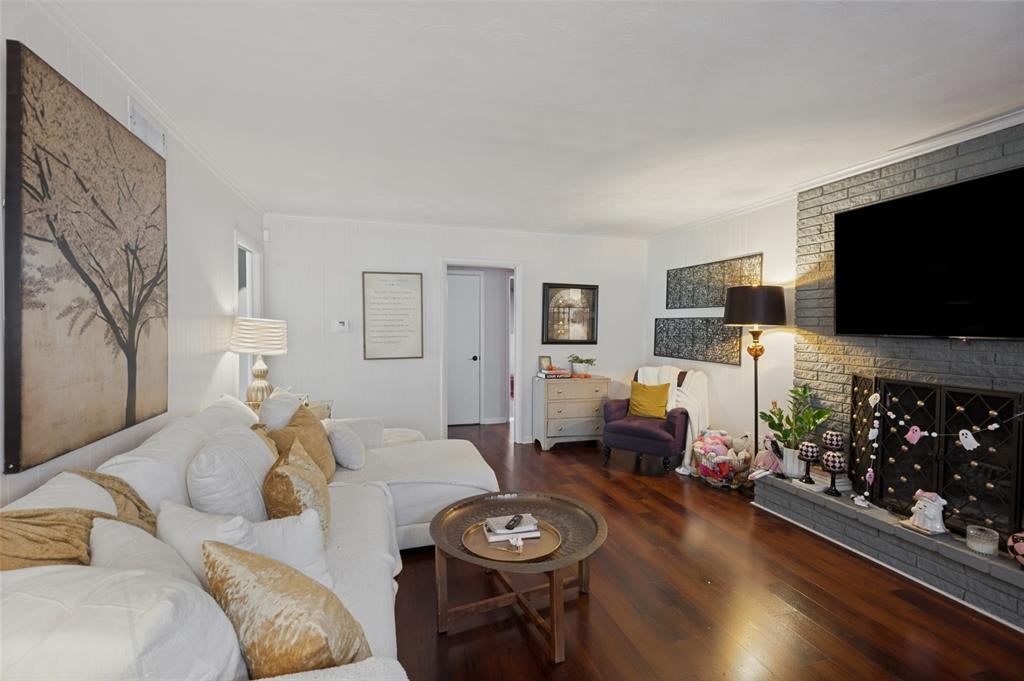 5307 Moneta Lane