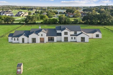 Tiny photo for 1410 Clydesdale Road, Bartonville, TX 76226 (MLS # 21059099)