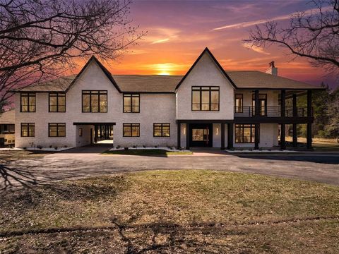 Tiny photo for 1000 W Wintergreen Road, DeSoto, TX 75115 (MLS # 21198817)