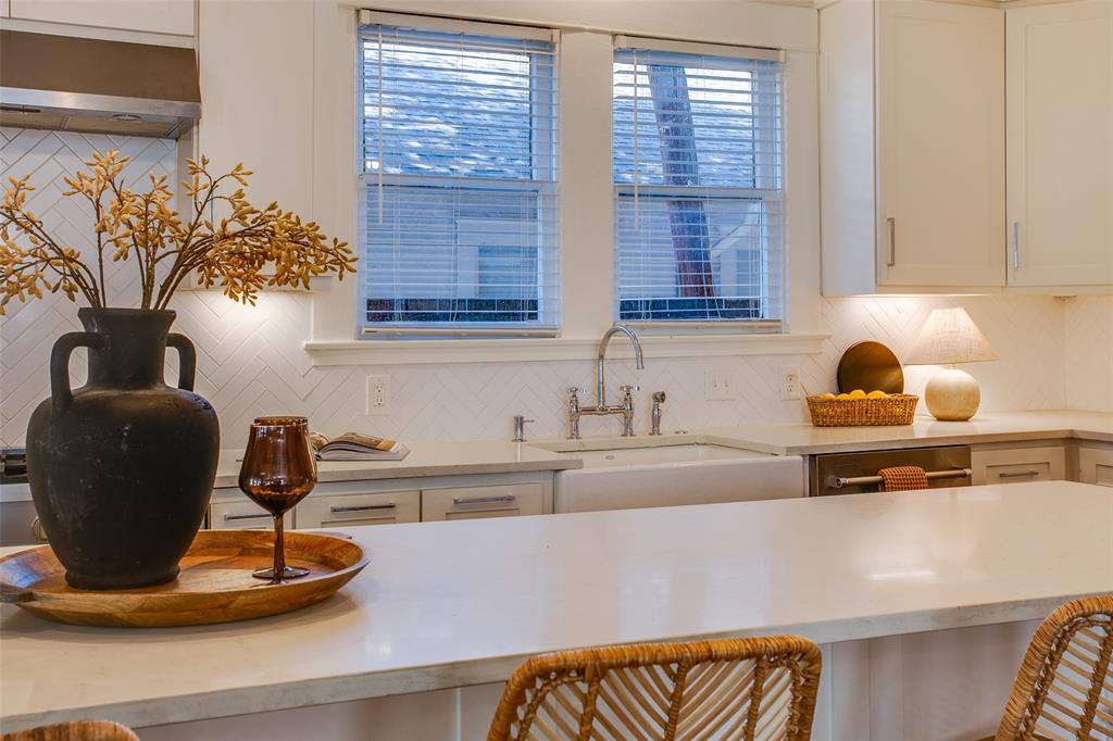 Winnetka Heights - Residential