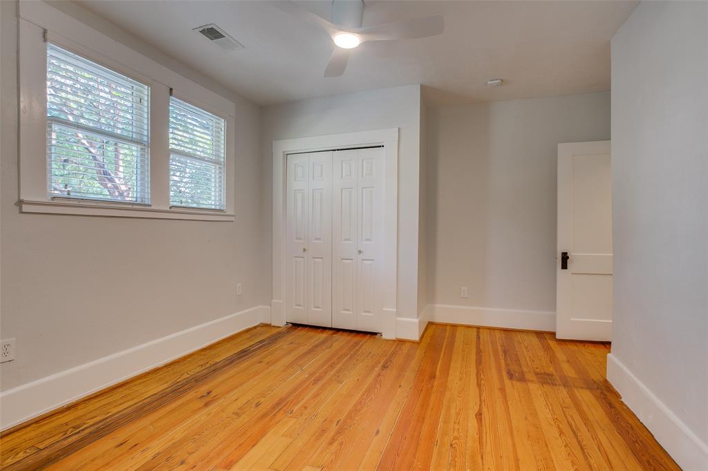 Winnetka Heights - Residential