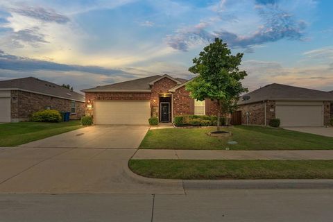 Photo of 1716 Trace Drive, Aubrey, TX 76227 (MLS # 21272982)