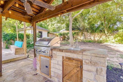 A home in Burleson