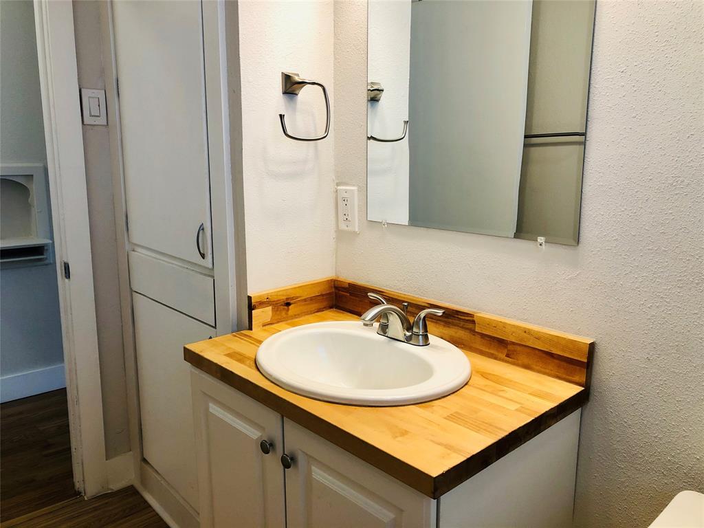 716 Kessler Boulevard