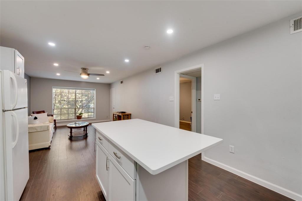 Towneoaks Terrace Condo - Residential