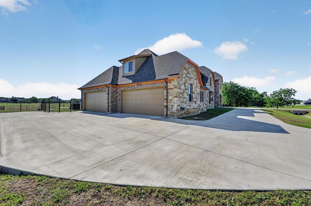 1710 Winding Creek Lane