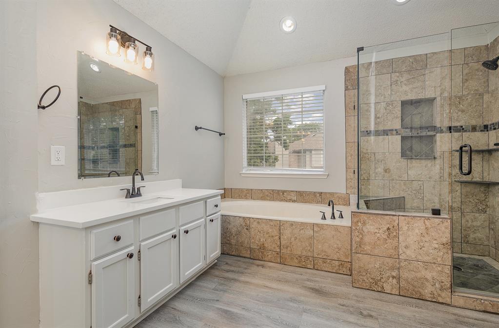 Highland Oaks - Residential