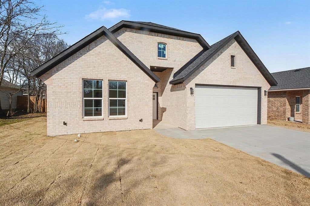 Photo of 4528 Church Street, Greenville, TX 75401 (MLS # 21350695)