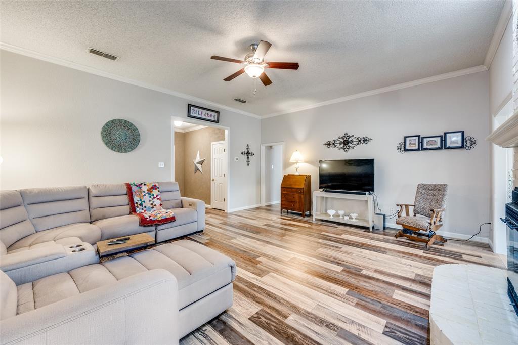 803 Twin Creek Drive