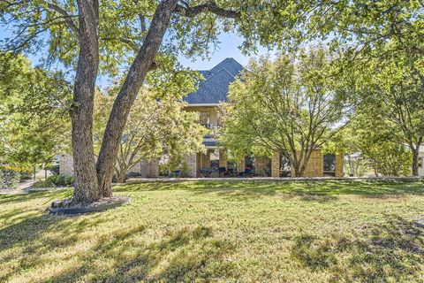 A home in Burleson