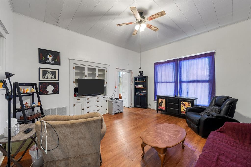 HAMILTON STUDY - Residential