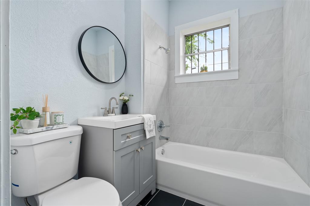 Rosen Heights Second Filing - Residential Lease