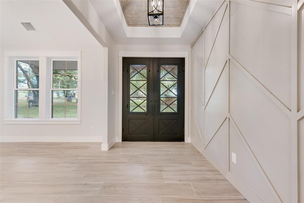 900 Red Oak Creek Drive