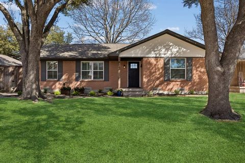 9646 Livenshire Drive Dallas TX 75238