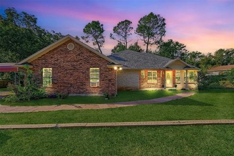 A home in Pottsboro