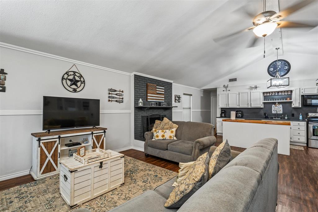 1067 Beachside Drive