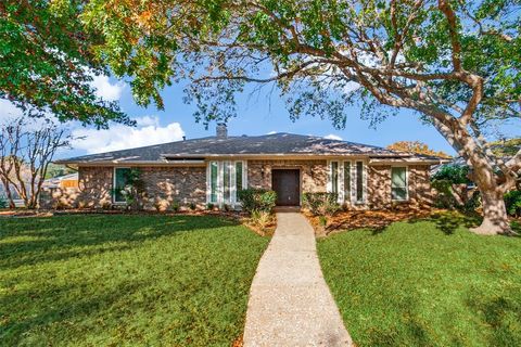 2401 Silver Holly Lane Richardson TX 75082