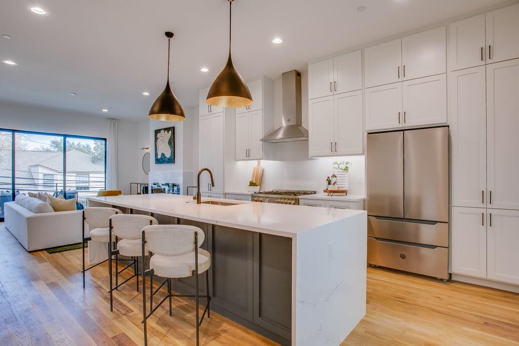 805 Pavillon Street 108