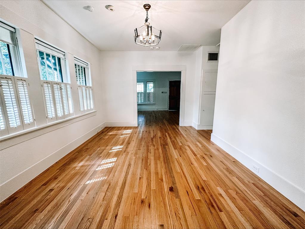 Mistletoe Sangamo Add - Residential