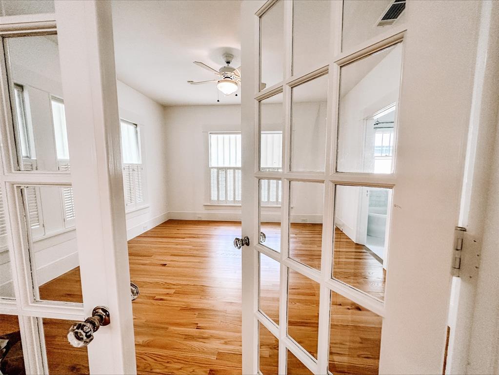 Mistletoe Sangamo Add - Residential